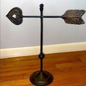 Arrow Jewelry Holder
